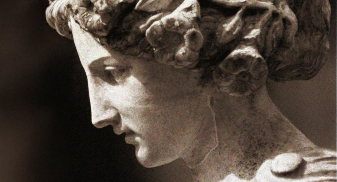 Lecture slide on perspective, color theory, and composition rules.